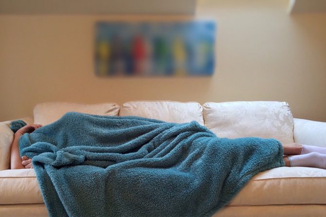 Gece Yatak Odasında Işık Maruziyeti ve  Depresif Semptomların Sıklığı